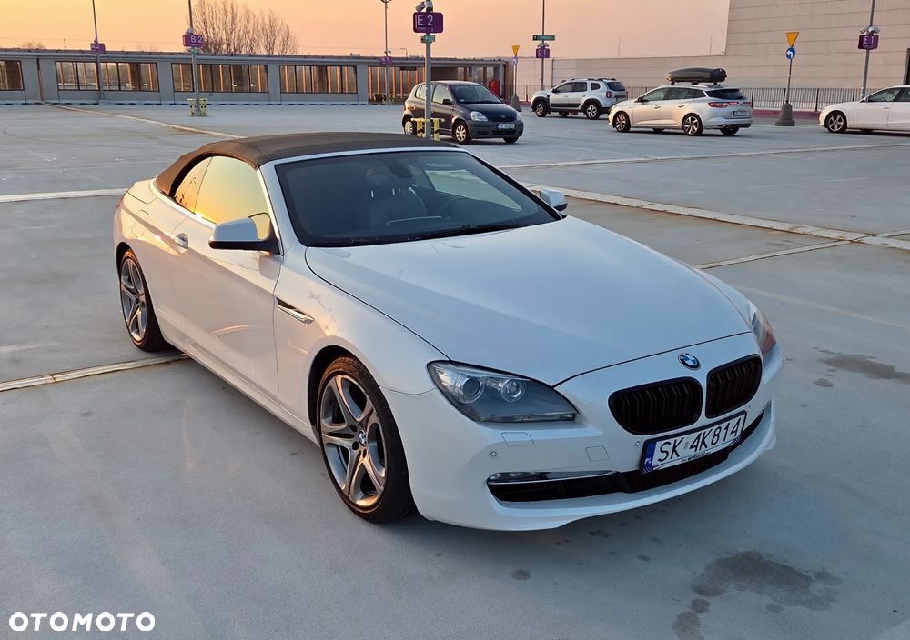 BMW Seria 6 650i - 32