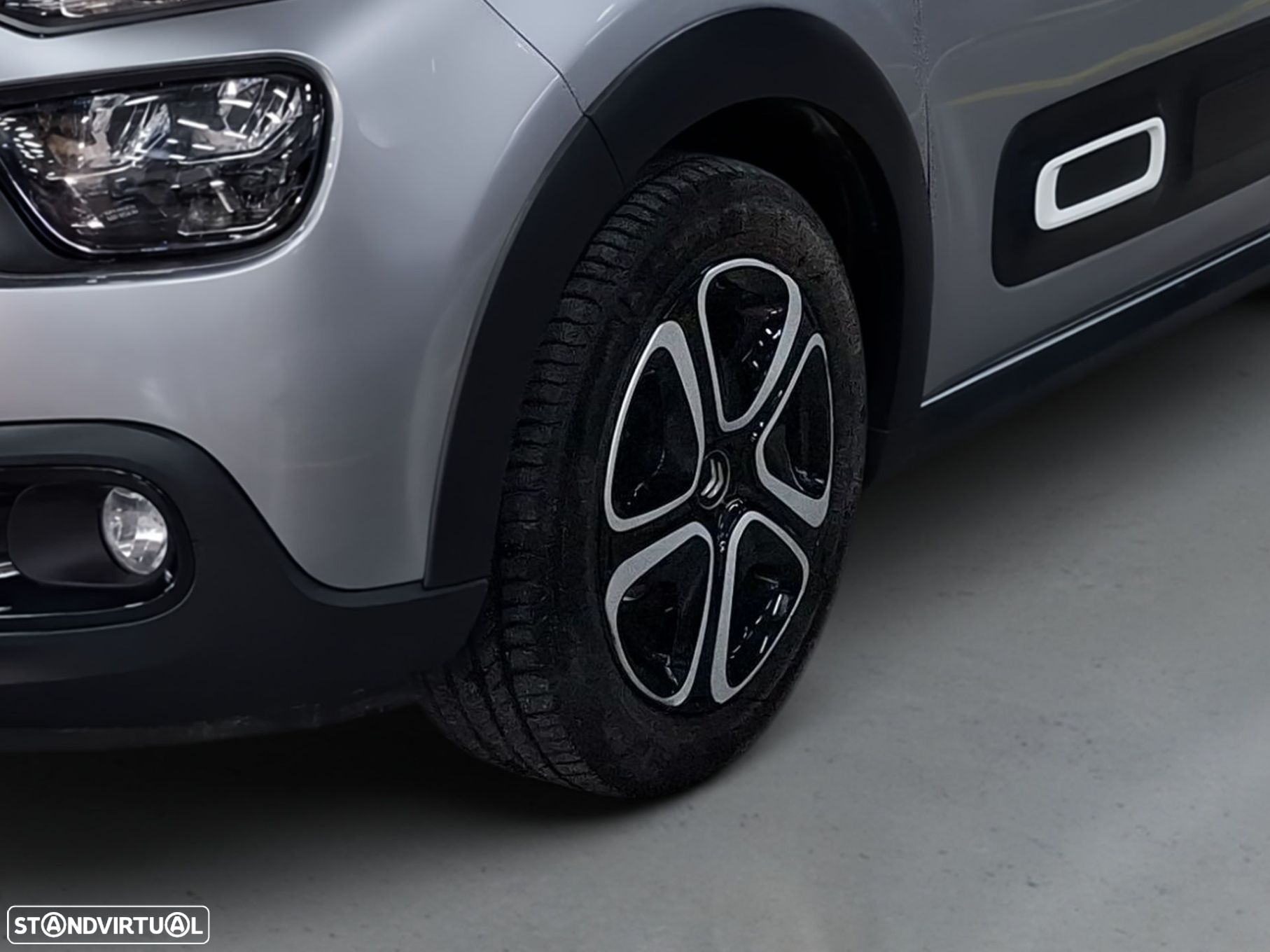 Citroën C3 1.2 PureTech Plus - 21