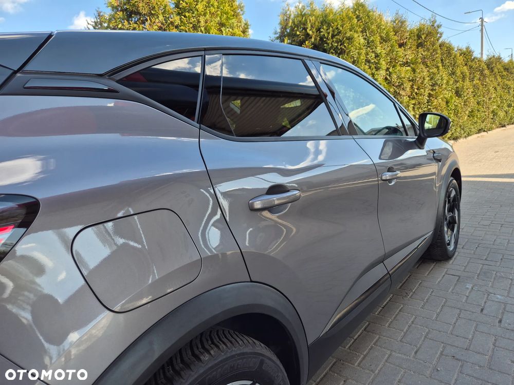Renault Captur TCe Mild Hybrid 140 GPF TECHNO FAST TRACK - 22