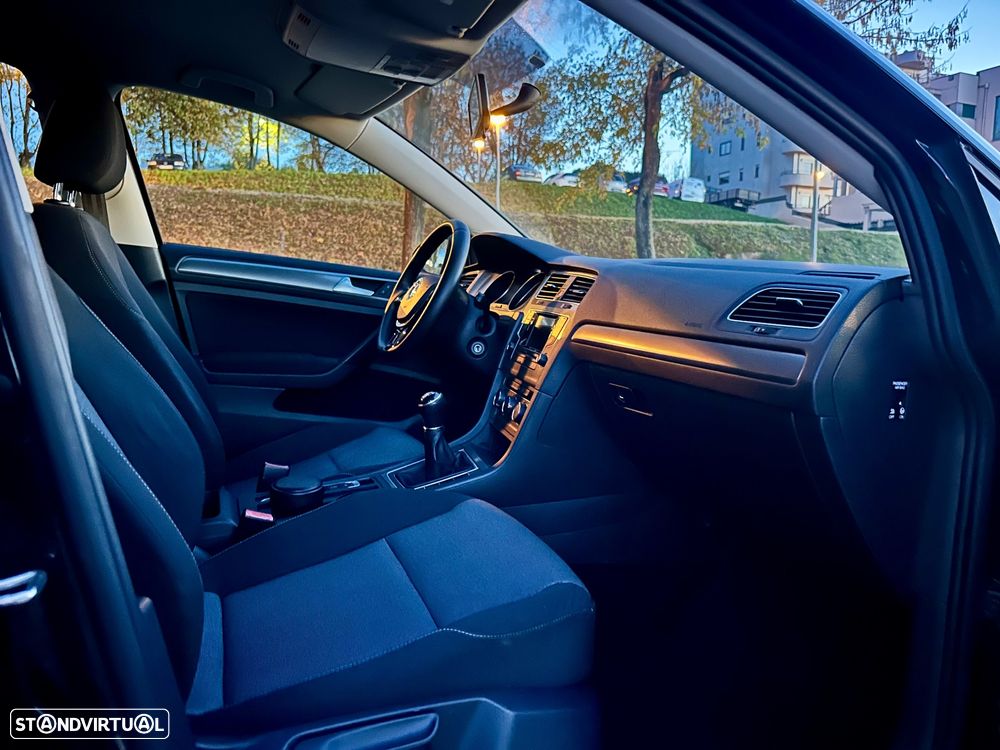 VW Golf 1.6 BlueTDI Trendline - 25