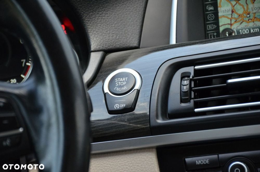 BMW Seria 5 - 34