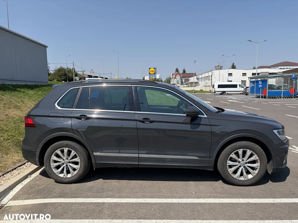Volkswagen Tiguan - 7