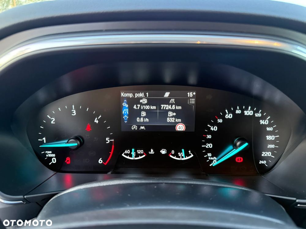 Ford Focus 1.5 EcoBlue STart-Stopp-System TITANIUM - 29