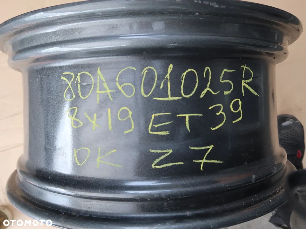 Z7 Felga Audi Q5 80a601025R 8x19et39 - 7