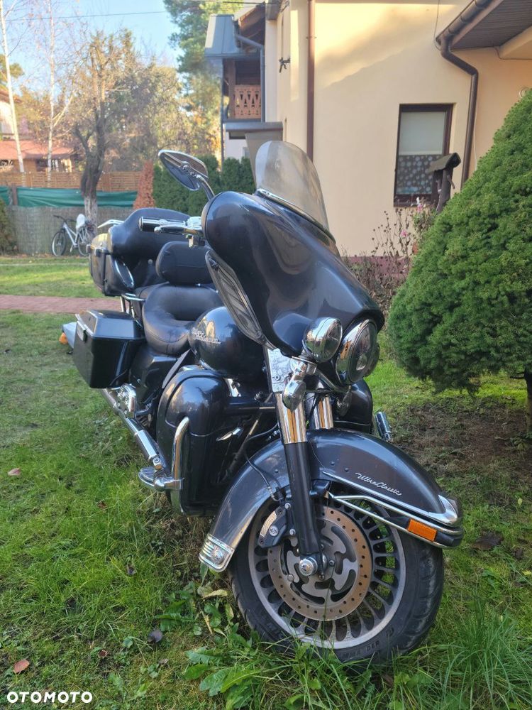 Harley-Davidson FLHTCU Ultra - 1
