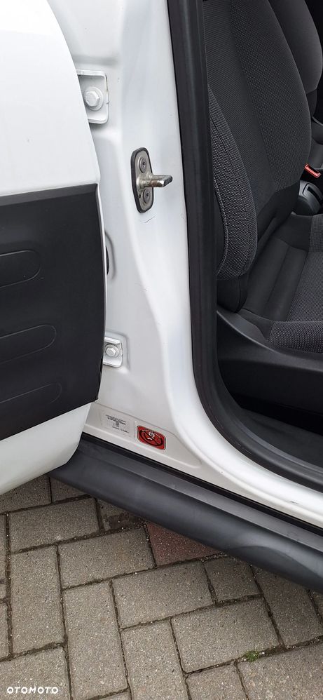 Citroën C4 Cactus 1.2 PureTech Feel - 24