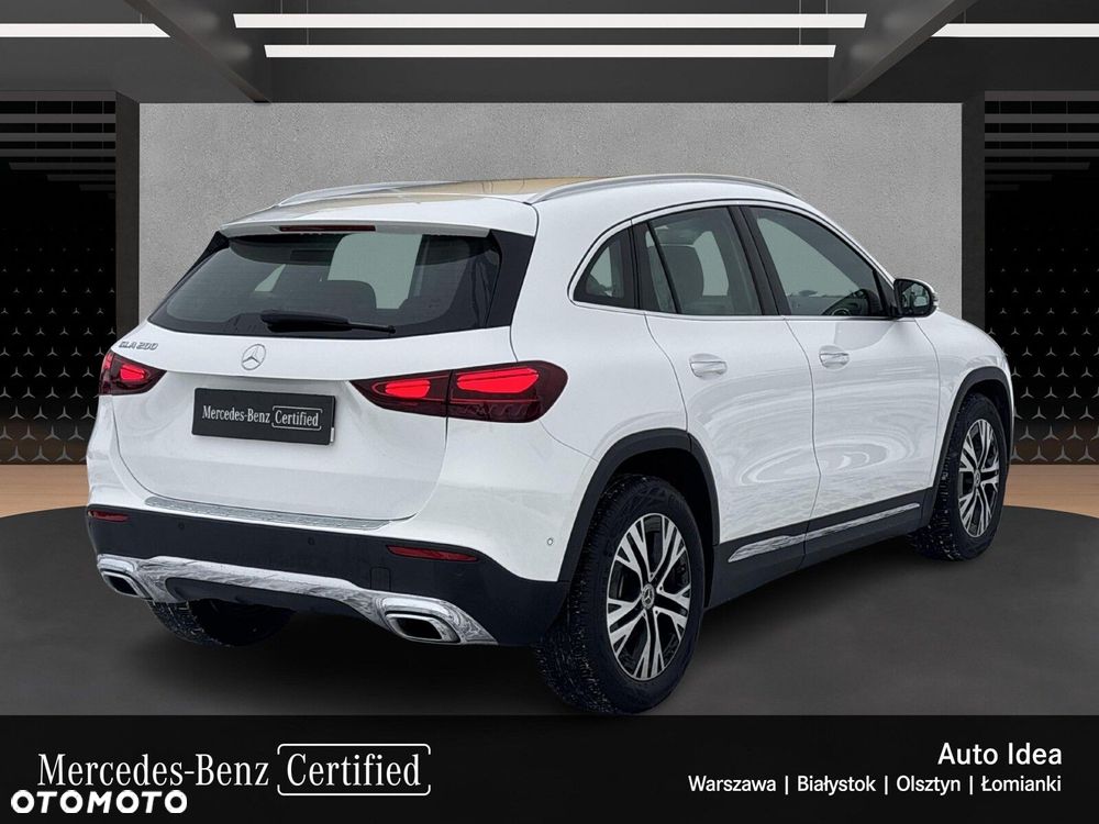 Mercedes-Benz GLA - 5