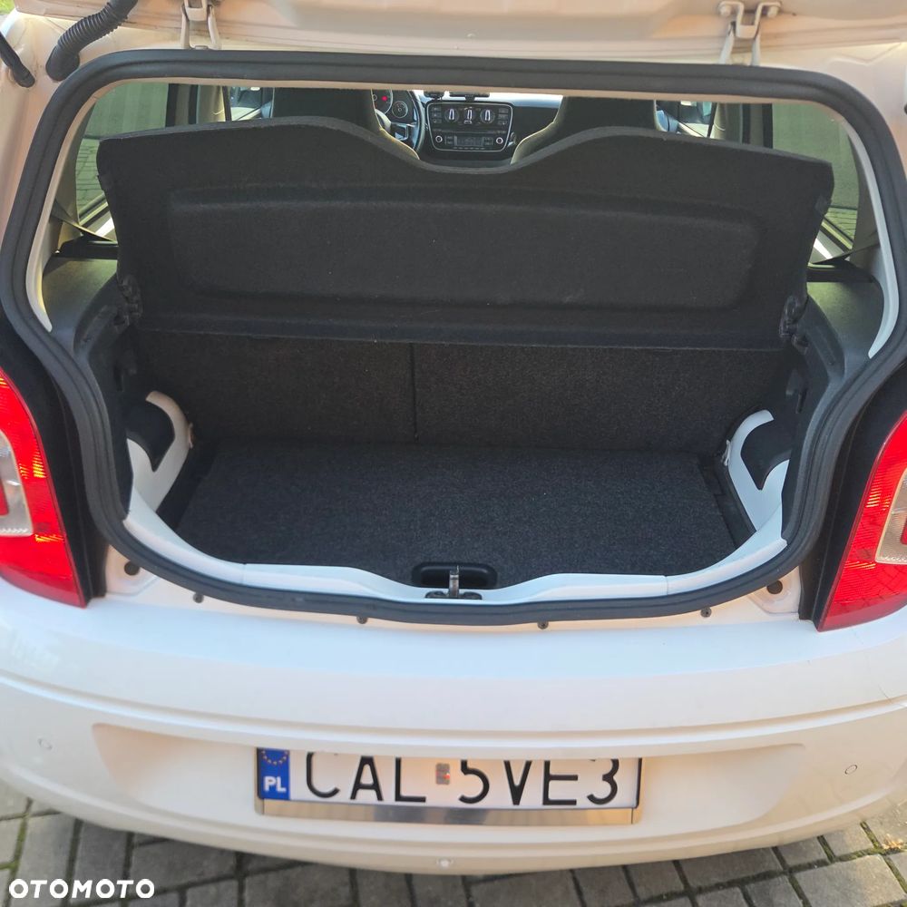 Volkswagen up! - 16