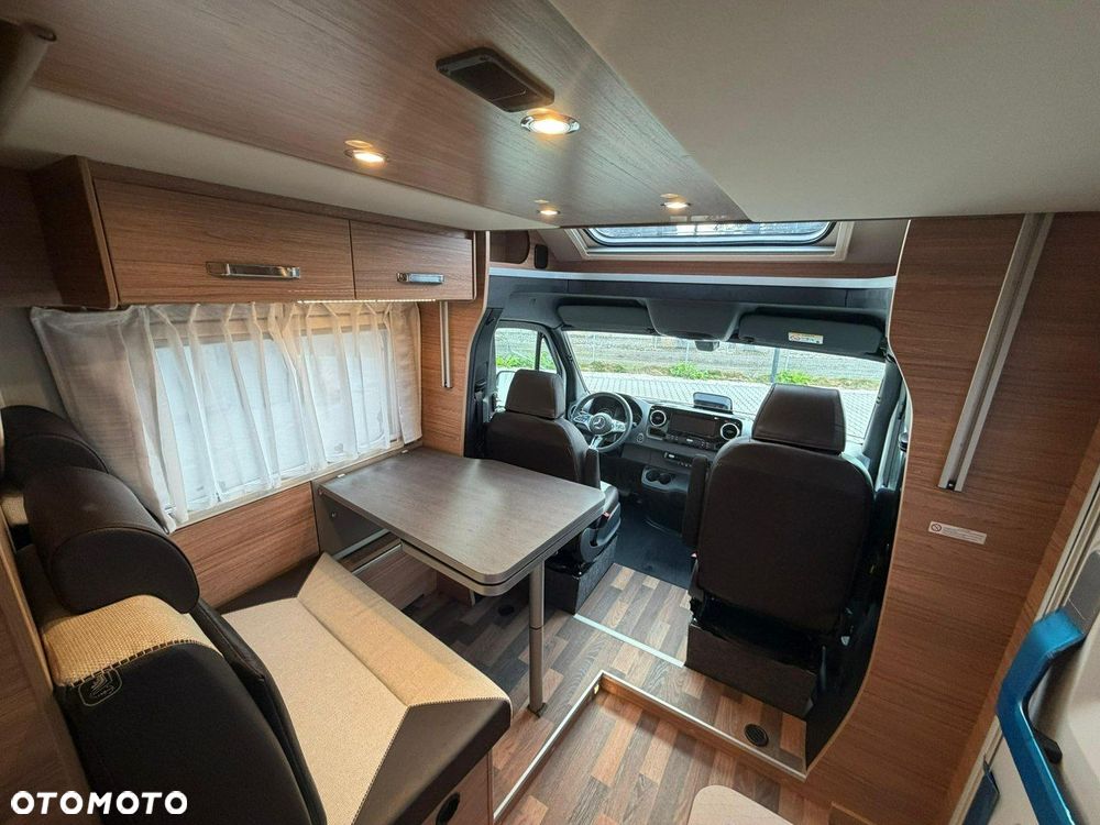 Weinsberg CaraCompact Suite MB 640 MEG - 13