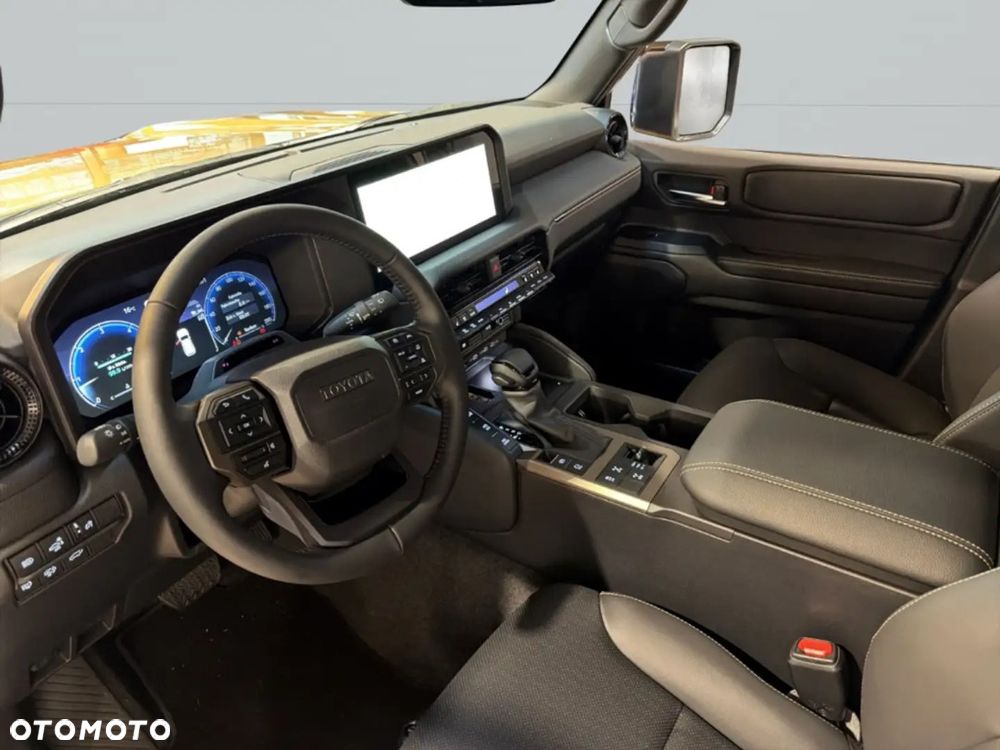 Toyota Land Cruiser LC 2.8 D-4D mHEV Executive - 8