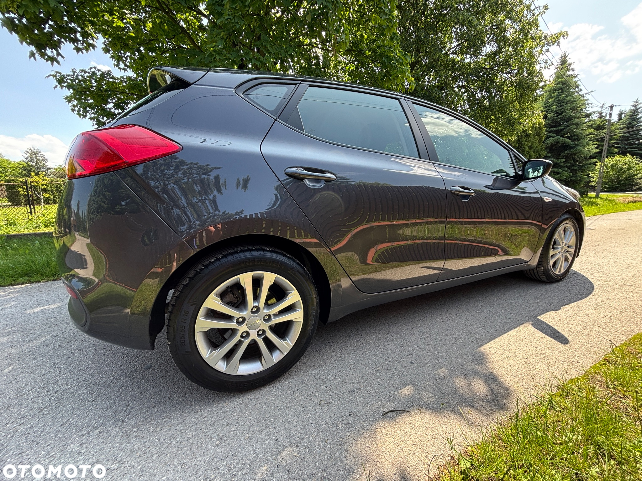 Kia Ceed 1.6 CRDi 128 Dream Team Edition - 8