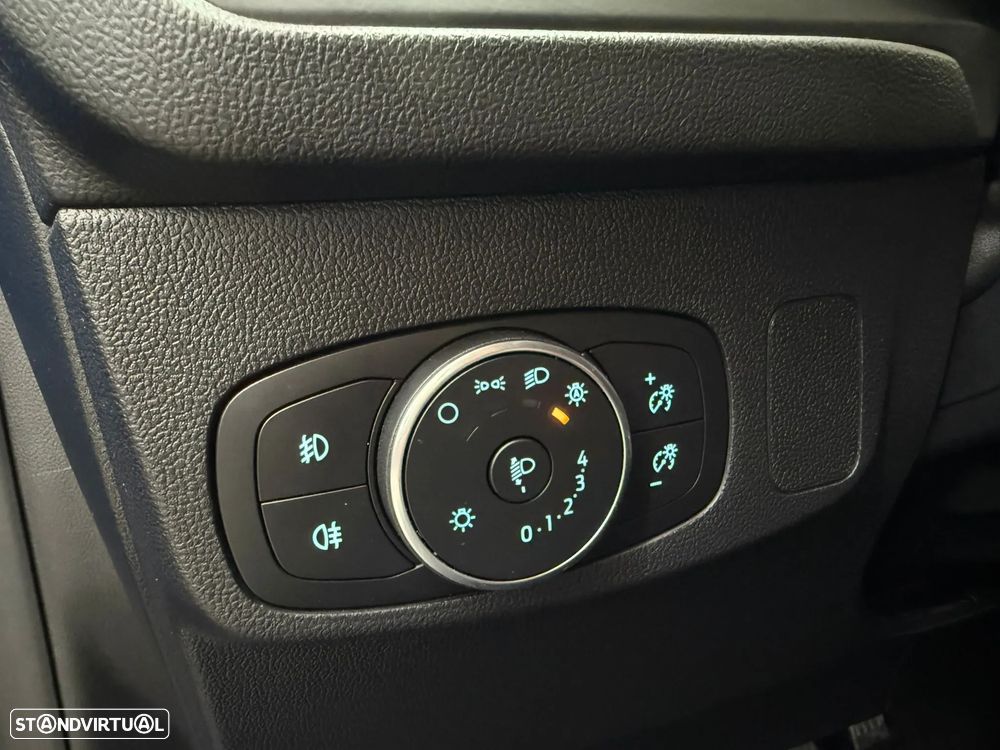 Ford Focus 1.0 EcoBoost MHEV ST-Line - 24