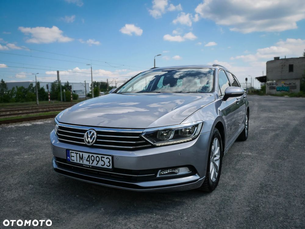 Volkswagen Passat 2.0 TDI SCR DSG Highline - 9