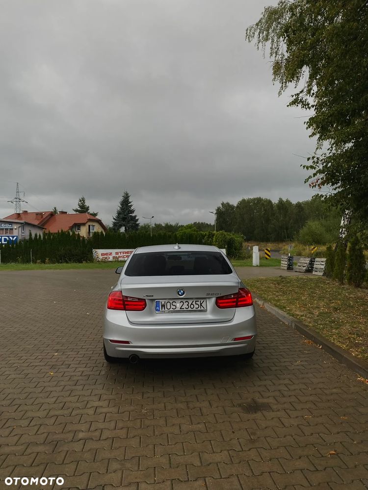 BMW Seria 3 - 2