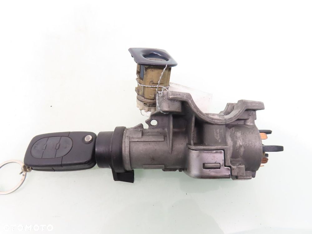 STACYJKA WKŁADKI AUDI A4 B6 4B0905851G - 6