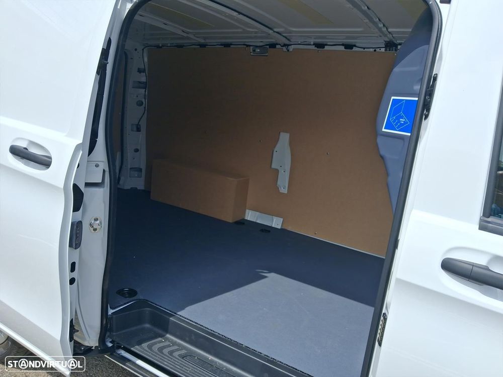 Mercedes-Benz eVito Furgão Longo 111/34 - 11