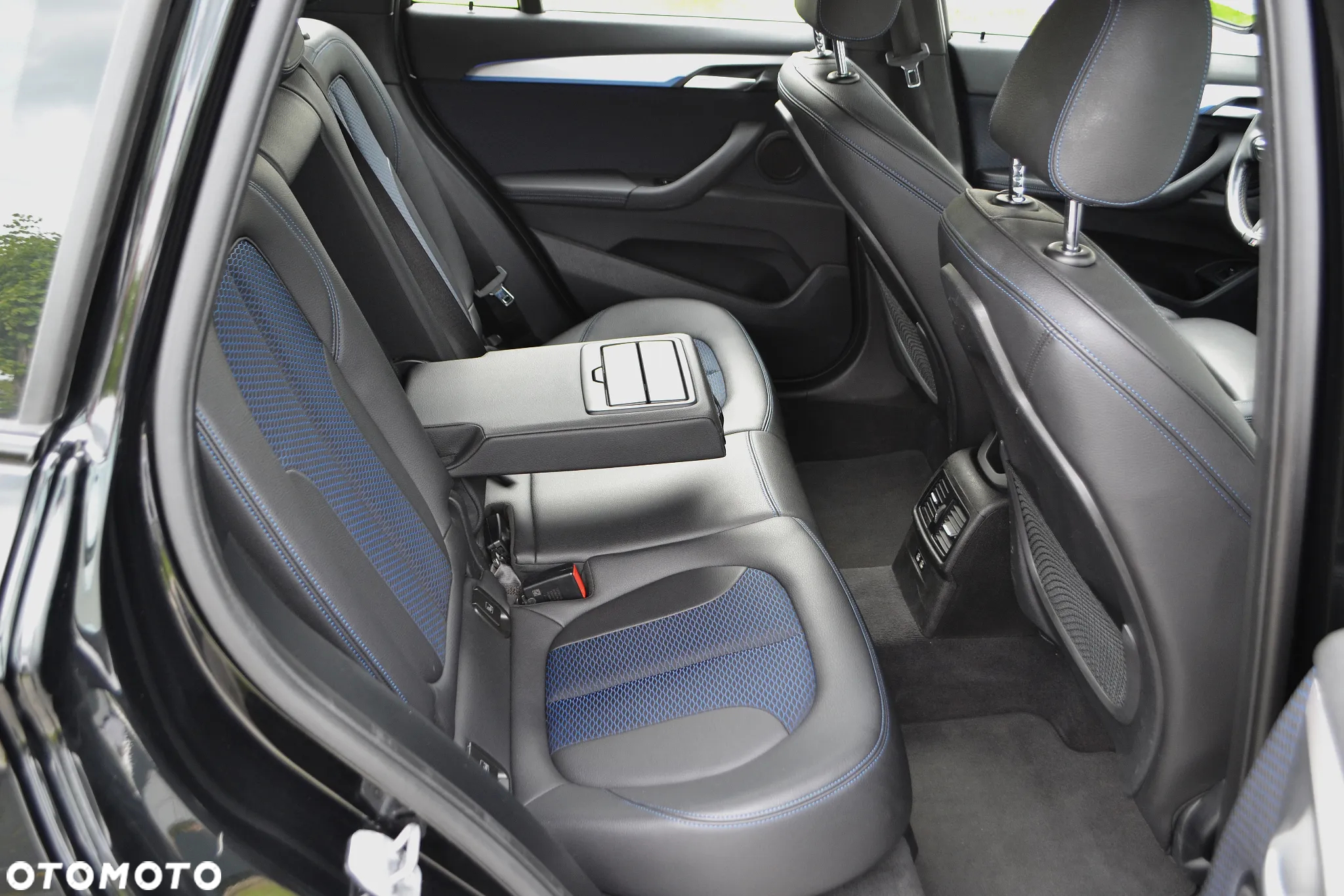 BMW X1 sDrive18d M Sportpaket - 16