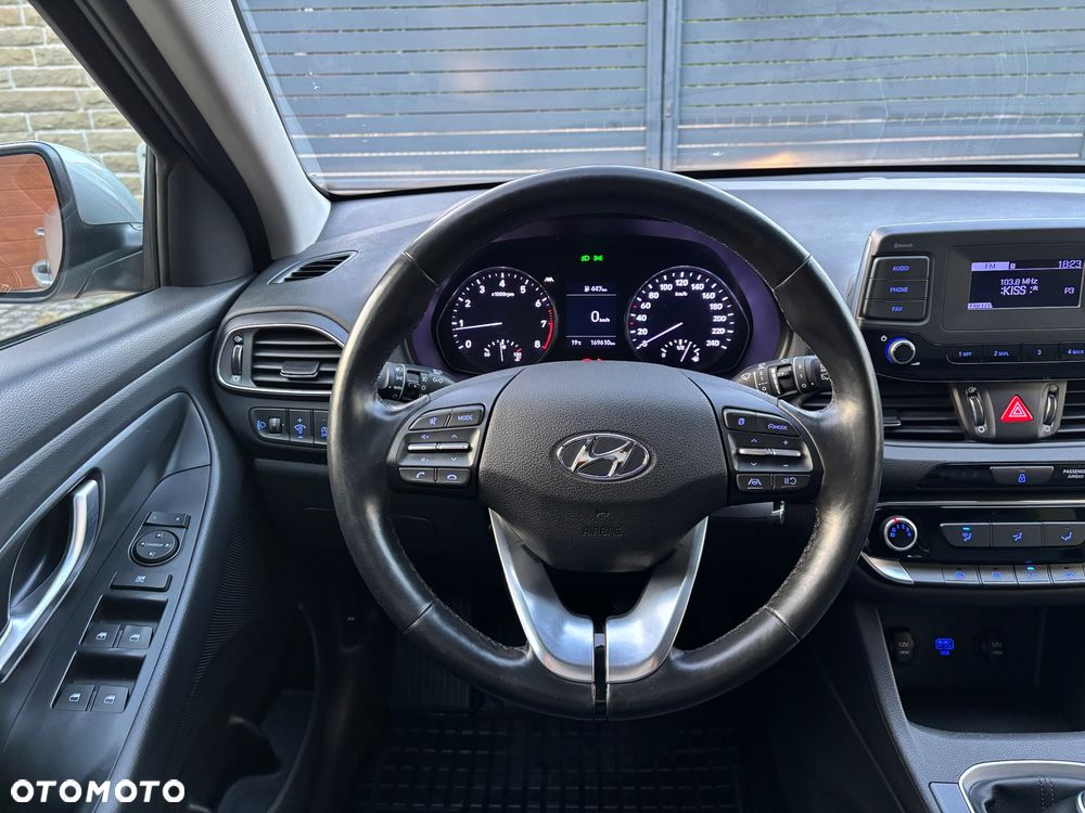 Hyundai i30 1.5 DPI Modern - 16