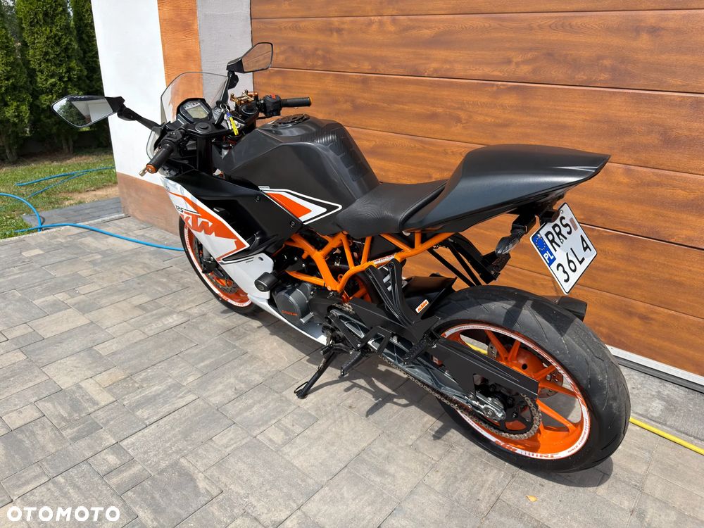 KTM RC 125 - 10