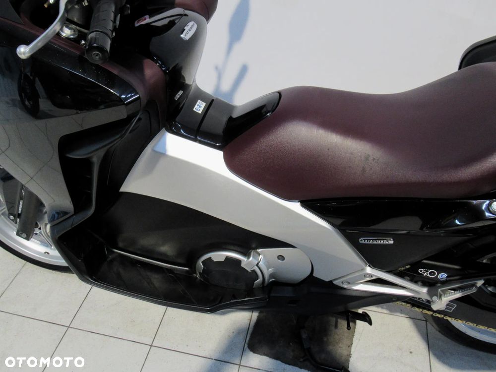 Honda NC - 23