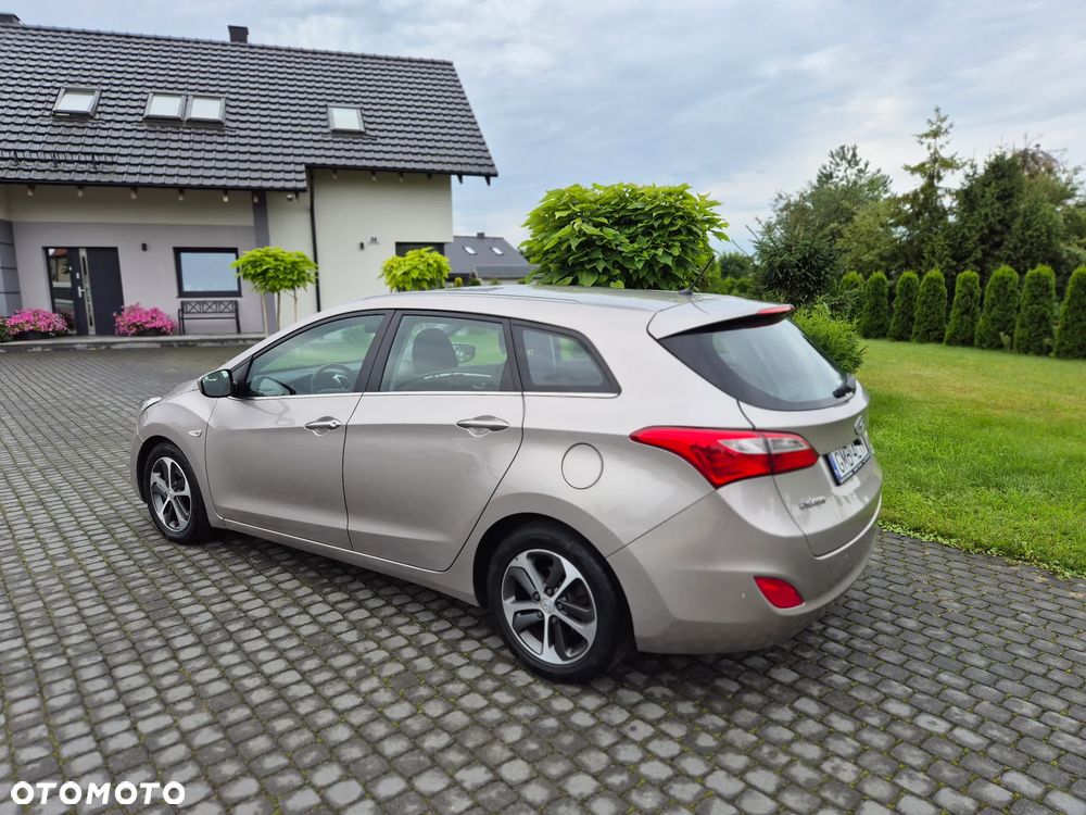 Hyundai i30 1.6 GDI Style - 15