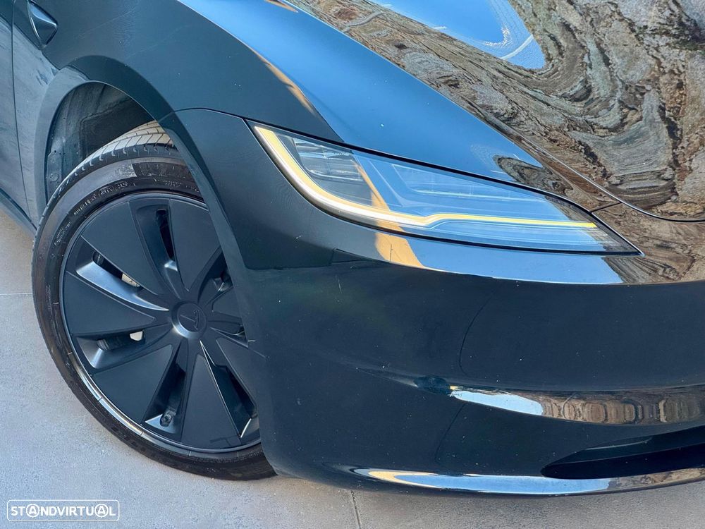 Tesla Model 3 2024 photo 4