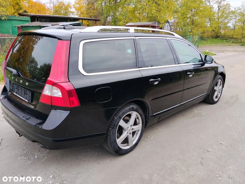 Volvo V70 2011 photo 5