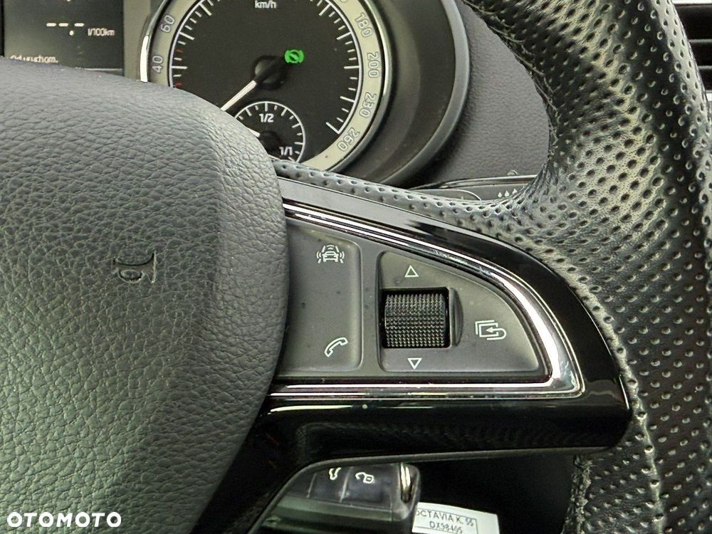 Skoda Octavia 1.6 TDI Ambition DSG - 19