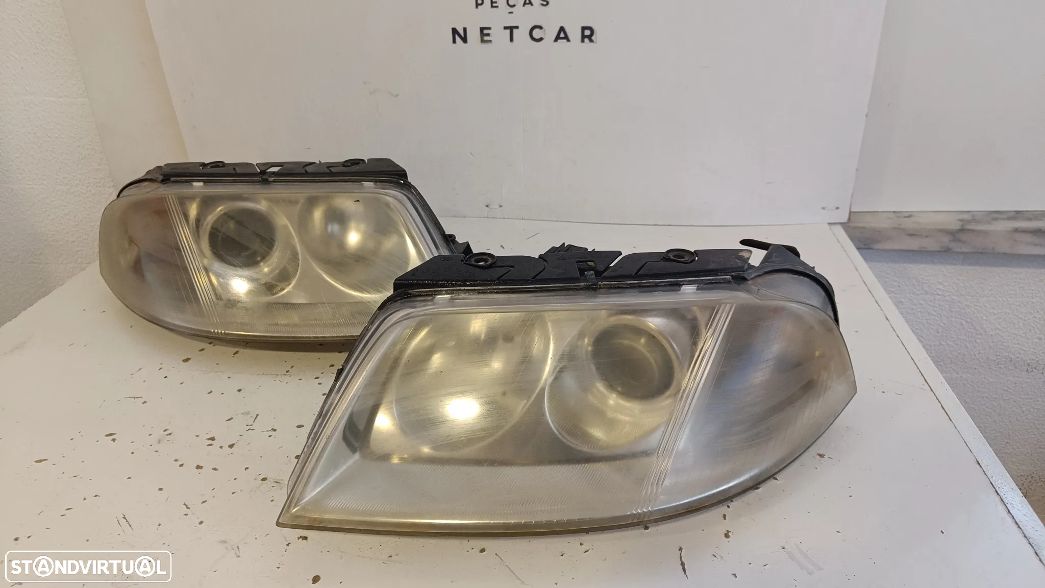 Farol óptica Esquerdo VW Passat B5 2002 - 2
