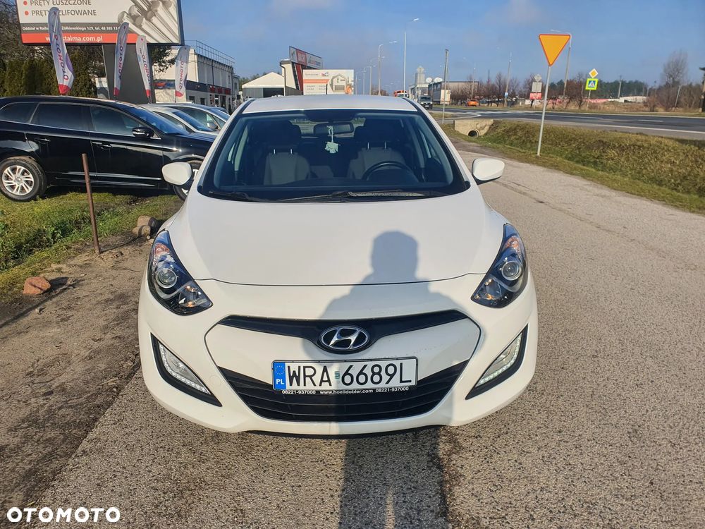 Hyundai i30 1.4 Intro Edition - 4