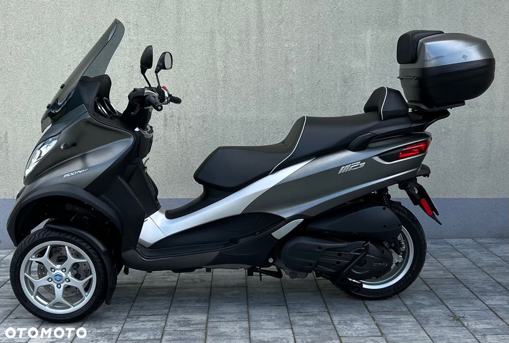 Piaggio MP-3 - 3