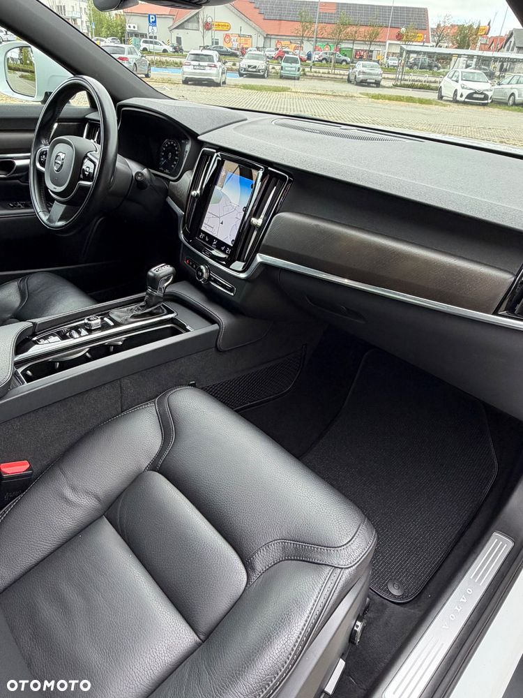 Volvo V90 Cross Country B5 D AWD Geartronic Pro - 22