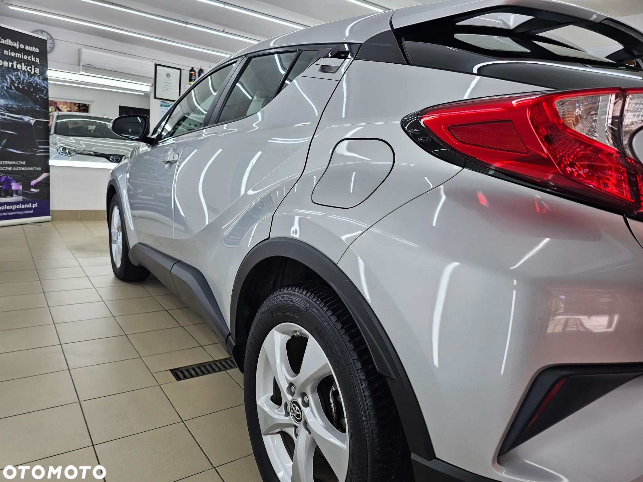 Toyota C-HR - 26