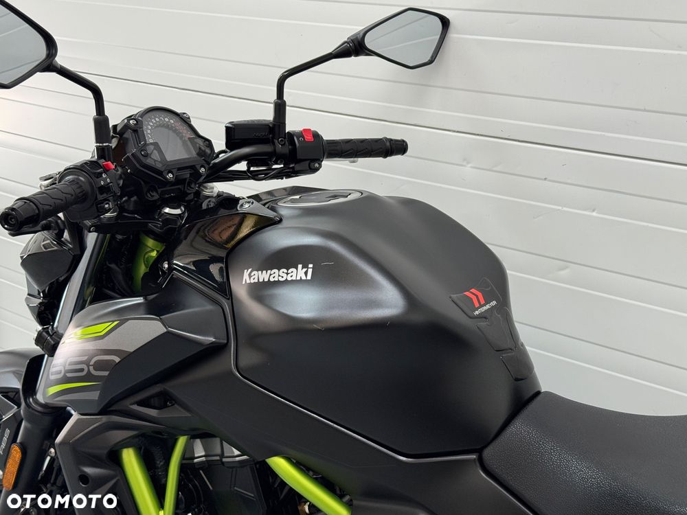 Kawasaki Z - 19