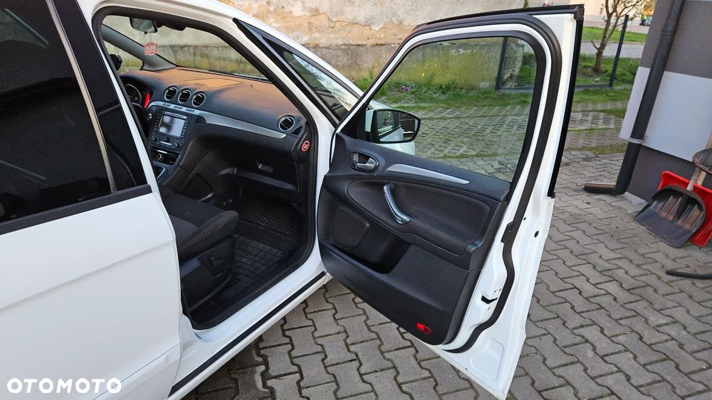 Ford S-Max 1.6 T Trend - 27