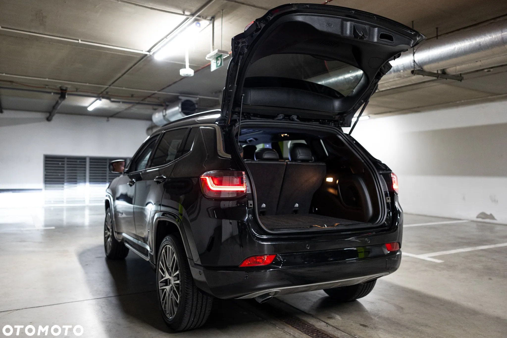 Jeep Compass - 35