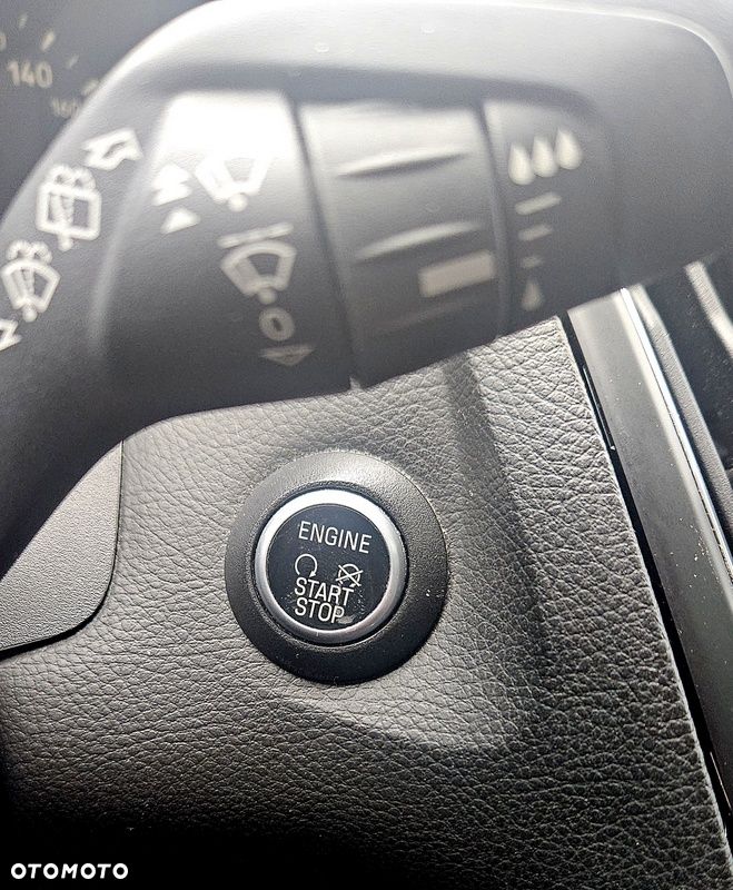 Ford Focus 2.0 TDCi Titanium ASS - 25