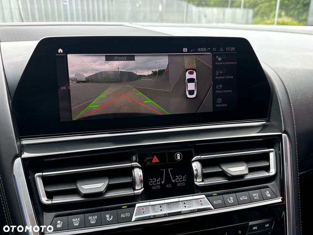 BMW Seria 8 - 17