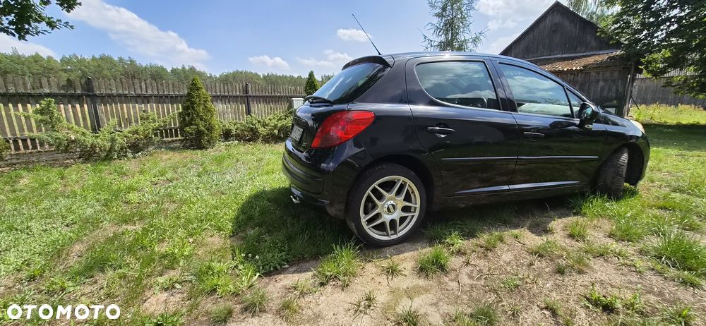 Peugeot 207 - 3