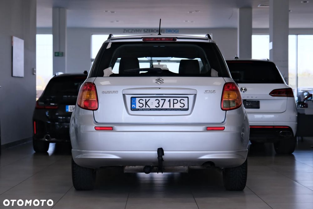Suzuki SX4 1.6 Premium - 8