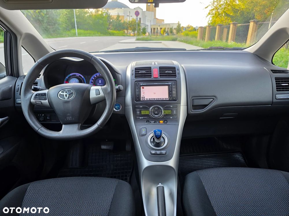 Toyota Auris 1.8 HSD Luna - 11
