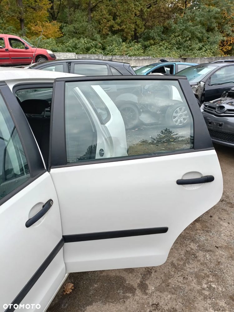 VOLKSWAGEN POLO IV 9N 01-09 LIFT 2009 r. LB9A DRZWI LEWY TYŁ LT BIAŁE * - 8