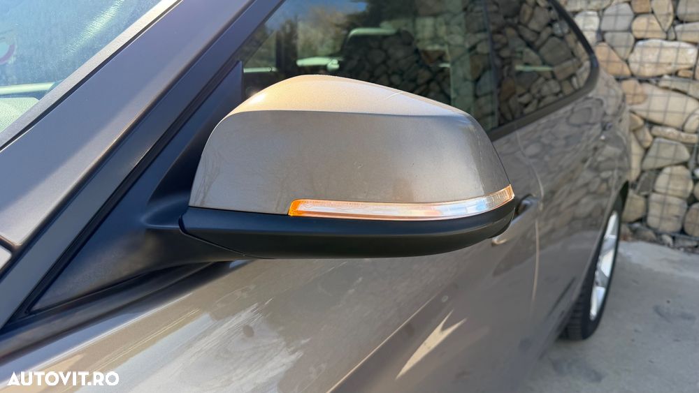 BMW Seria 3 320d Aut. Sport Line - 21