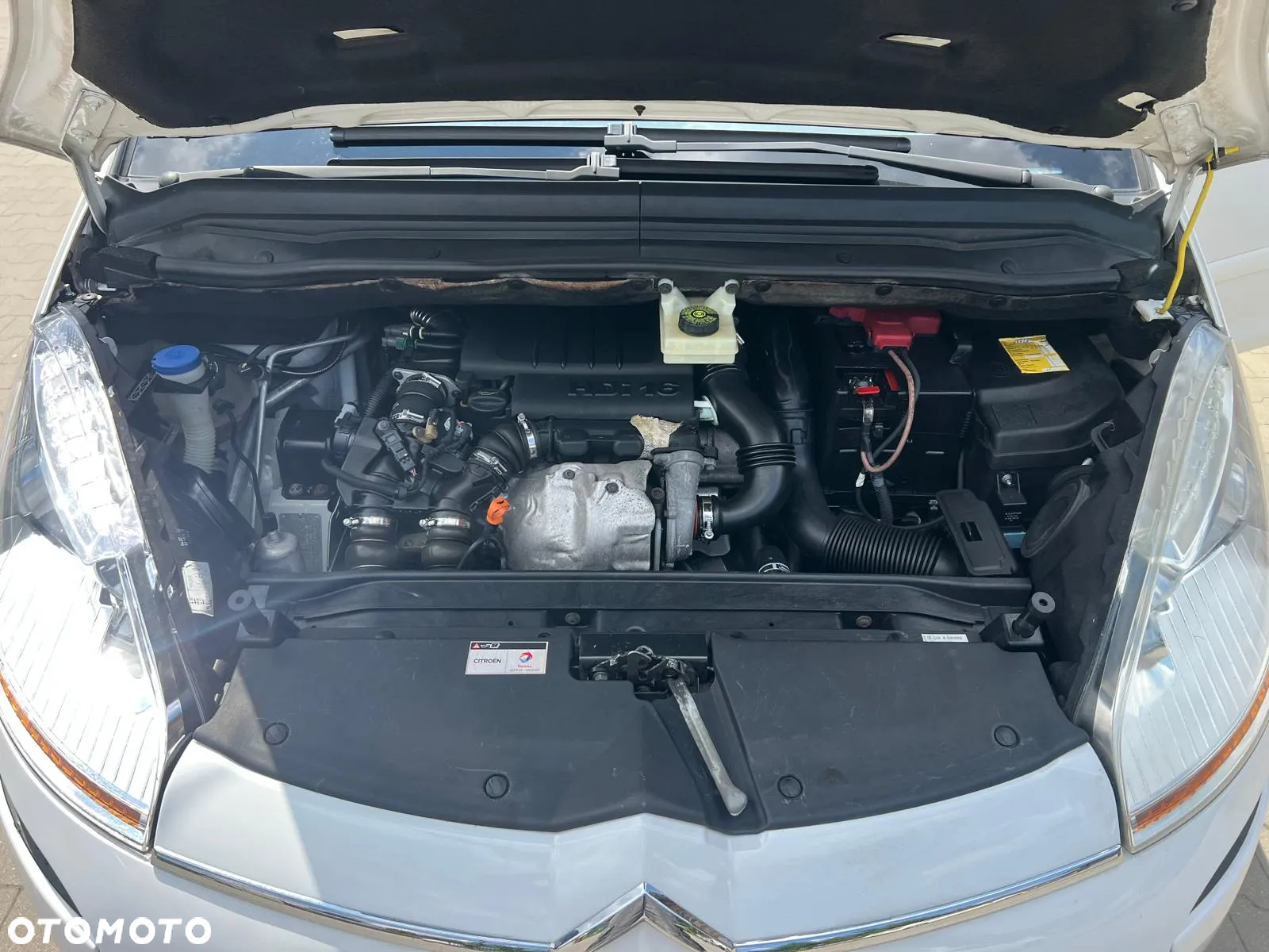 Citroën C4 Picasso 1.6 HDi FAP Confort - 17