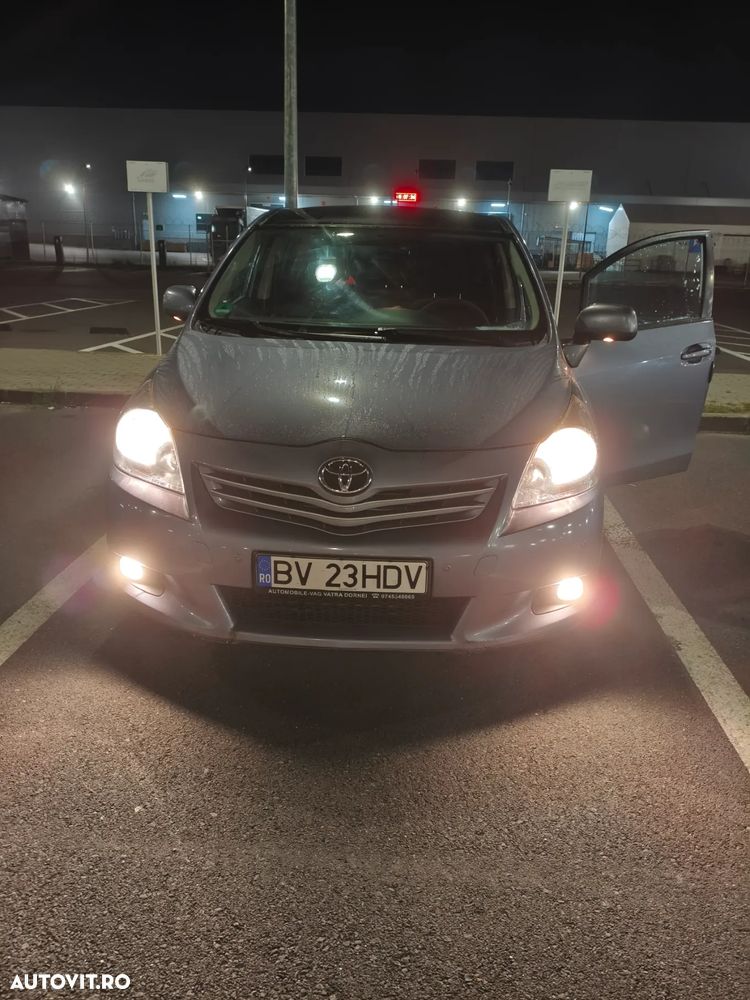 Toyota Verso 2.0 D-4D - 6