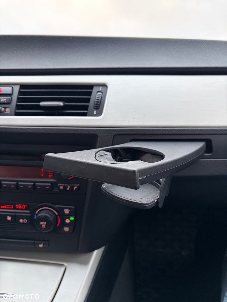 BMW Seria 3 330d - 21