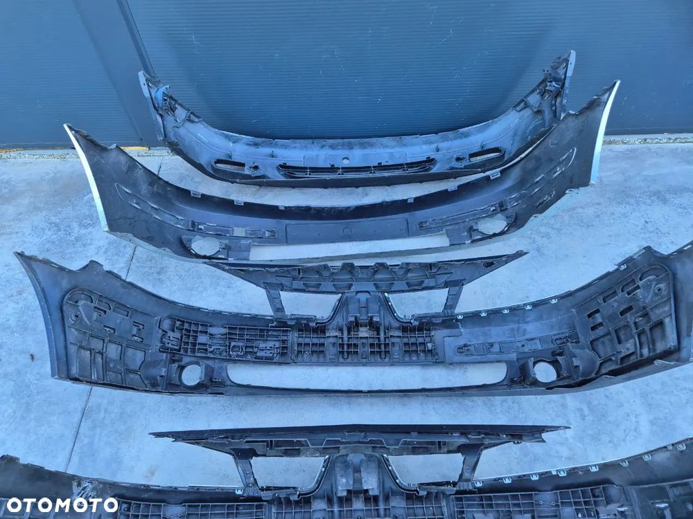 ZDERZAK PRZÓD TYŁ LAGUNA I - 36