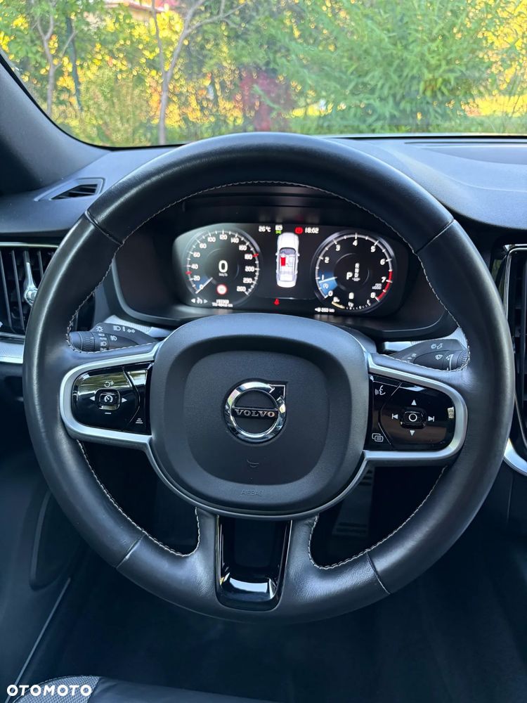 Volvo S60 B4 B R-Design - 24