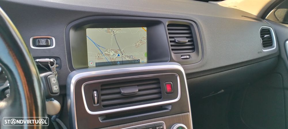 Volvo V60 - 10