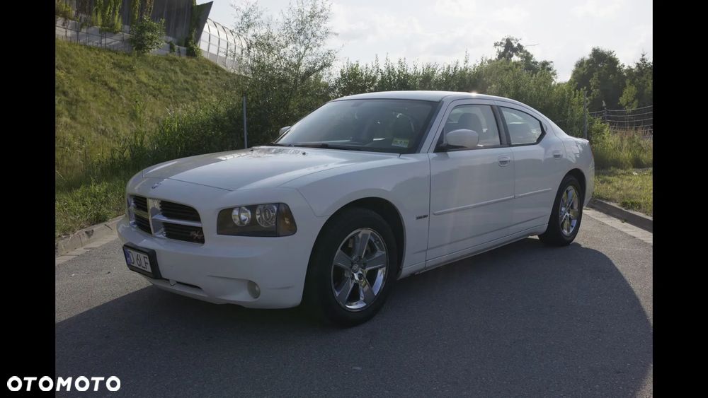 Dodge Charger - 8
